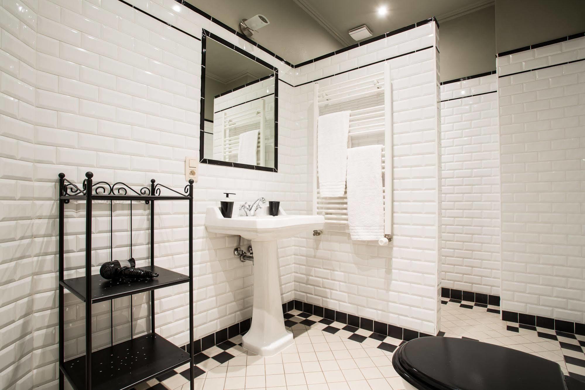 B&B Downtown Bxl Bruksela Zewnętrze zdjęcie
